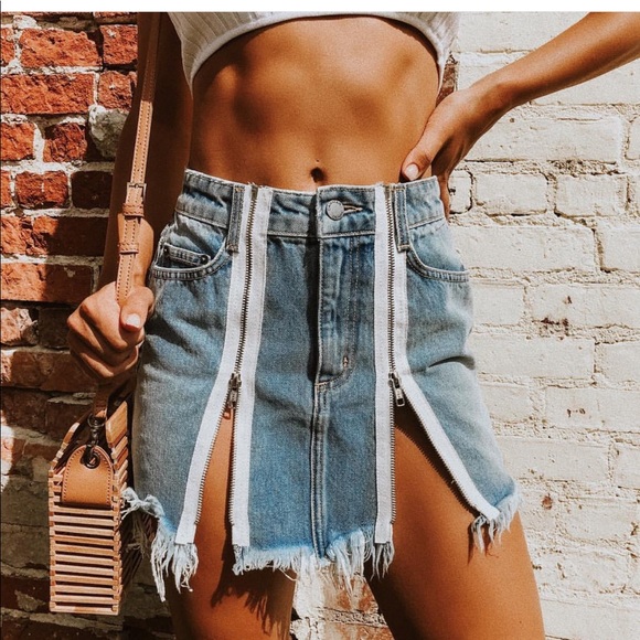 New! LF/Carmar denim zip up skirt - Picture 2 of 4